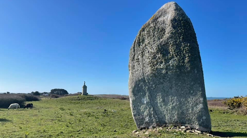 Menhir de la vierge hoedic