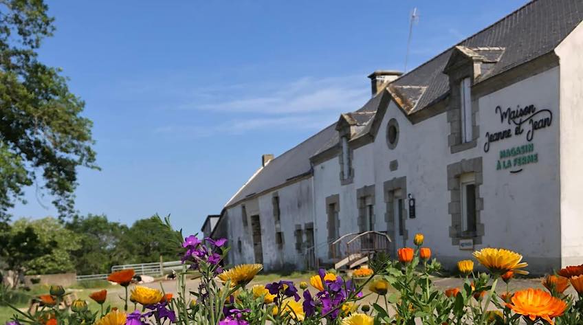 Maison Jeanne & Jean Ambon lait maison ferme