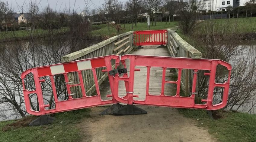 passerelle étang tohannic